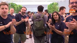 Milano, inaugurato ufficialmente l'Apple Store di Piazza Liberty