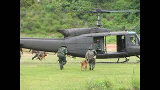 UH 1 Huey ฝึกทหารทรหด ฝึกทั้งคนทั้งสุนัขทหาร