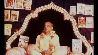 Prabhupada 0729 Maza Sanjāsī Kļūda Tiek Palielināta Tūkstoškārt