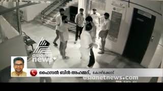 Police official attacks Lift operator in Private hospital at Kozhikode