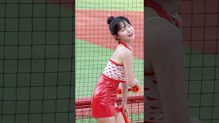 多慧像條頑皮蟲 @lee_dahye#이다혜#치어리더#李多慧#cheerleaders#台湾野球チア#小龍女 #야구