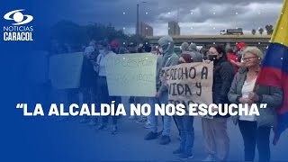 Comerciantes bloquean avenida Ciudad de Cali, en Bogotá: “¡Necesitamos ayuda!”