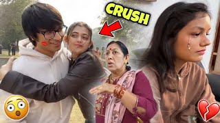 Finally Crush Mil Gaya  😱 || Sourav Joshi vlogs