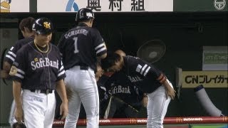 大きな大きな追加点!! 内川のタイムリーに今宮が深々とお辞儀 2012.10.15 L-H