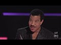 lionel richie accepts the icon award live at the 2022 amas the american music awards