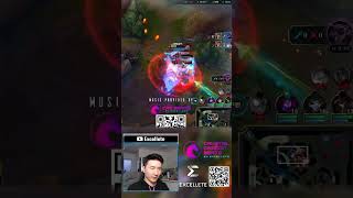 Sett SAVES HIMSELF with Renata BAILOUT and COMPLETES TRIPLE KILL! | League of Legends #shorts