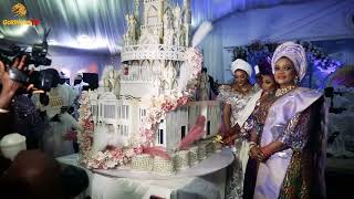 SPECIAL MOMENT OF OONI OF IFE'S NEW WIFE, OLORI OPEOLUWA, CUTS HER WEDDING CAKE