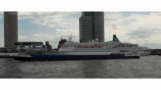 Steadistick monopod creative shots with the Sony HX9V - part 3 cruiseship