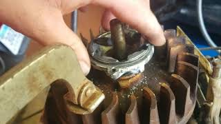 How To Remove Flywheel (Old Model) Briggs Stratton 3.5 hp