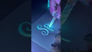 Invisible Glowing Ink with a Glass Pen - Creative Calligraphy