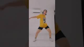 Baarish Ki Jaaye | Dance Video | #shorts #dance