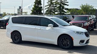 2022 Chrysler Pacifica Touring-L