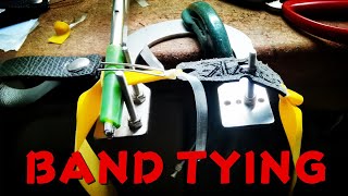 The specific process of tying bands