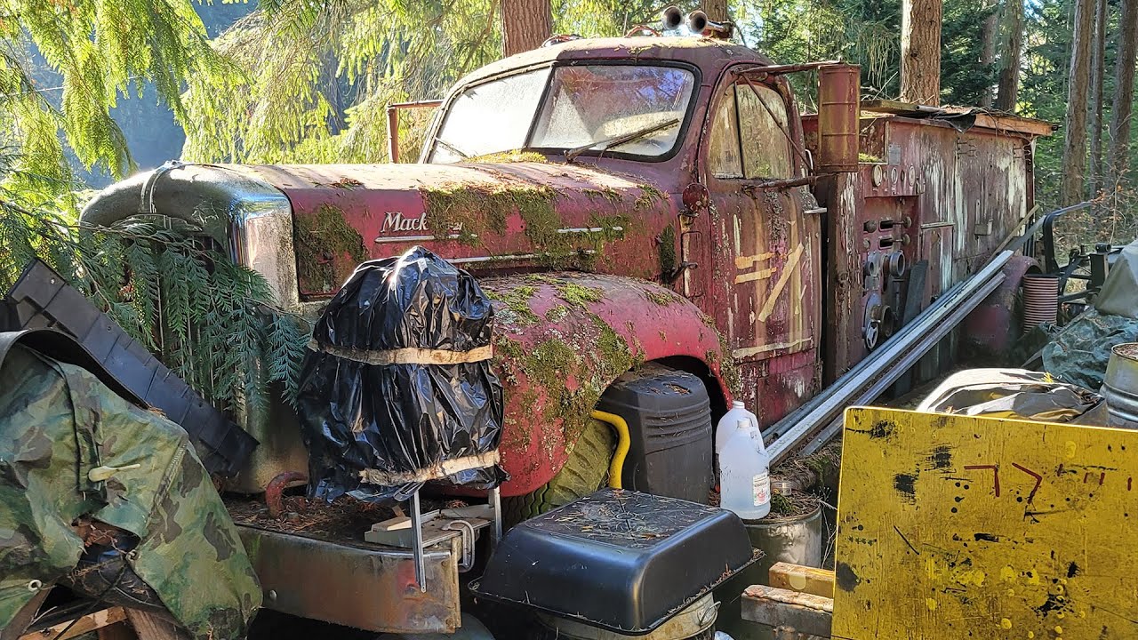 RARE 1958 Mack B-21 Fire Truck WILL IT RUN After 30 Years Of Sitting ...