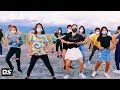 random tiktok dance challenge