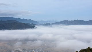 霧のテラスから丹波霧を眺めて（京都府亀岡市）