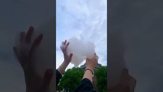 I can touch the clouds ظاهرة غريبة غيوم على الأرض