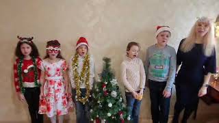 🇬🇧 'Snowflake' ❄️ (a children song) is definitely New Year Eve's #hit 🎅🎄(перевод 🔰)