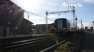 名鉄2000系ミュースカイ 新木曽川駅を高速通過