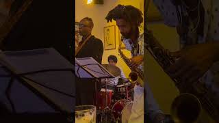 Recado Bossa Nova by Hank Mobley -Roby Edwards and Regis Molina   Sax duett