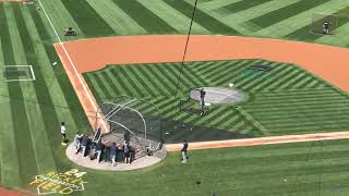 Yankees' CC Sabathia takes batting practice in Oakland