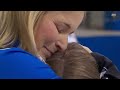 standing ovation for jennifer jones after final gsoc match