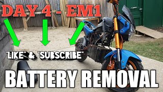 Daymak em1 battery removal