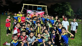 Latihan Bola Sepak Waktu Malam di Taman Teratai Ampang