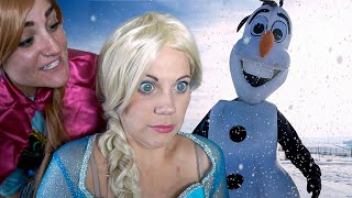 Frozen Elsa and Anna use MAGIC WAND to Pretend Play with Cinderella, Olaf, and Jafar