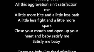 Elvis Presley- A Little Less Conversation- Lyrics On Screen