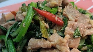 របៀបឆាស្ពៃសាច់ជ្រូក / Fried Pork with Cabbage 😋 - Cooking