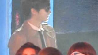 [Fancam] 110515 Inkigayo Heo Young Saeng - Winner announcement