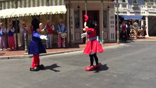 ºoº 60周年コスチュームのミッキーとミニーのダンスショー at ディズニーランド Mickey and Minnie's dance show with 60th costume at DLR