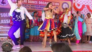पहली बार हरियाणवी ओर western डांस battle// Dance battle//esa Dance stage pe kbi nhi dhekha hoga