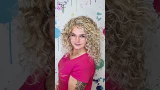 Jak podoba Ci się taka naturalna metamorfoza? #afroloki #afrolokislask #curlyhair #blonde  #fryzjer