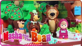 ♥ Masha and the Bear (Маша и Медведь) PICNIC SHOWDOWN with Yogi Bear