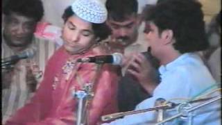 Qawali - Zamin Maili Nahin Hoti 2/2 - Mehfil-e-Milad o Sama (17-03-2007) - 26 of 35