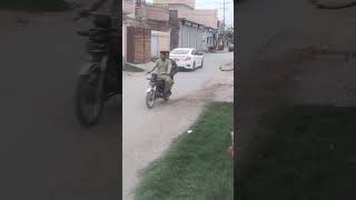 Mosam bht acha tha AJ #pakistani #funny #weather #world #viralvideo #viralshort