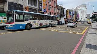 20230612 苗栗客運5807A+ 新竹客運052-FN倒車入庫 MOV 3834