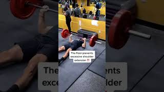 How to Properly Perform The Barbell Floor Press With Good Form (Exercise Demonstration)