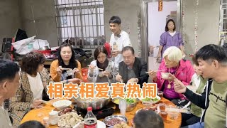 满满一桌农家菜，枫枫一家热情接待辉哥妈妈，相亲相爱气氛真热闹【农人DJ枫枫官方频道】