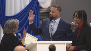 Jason House sworn in as new Mayor of Dolton, officially ending the Tiffany Henyard era