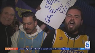 Lakers-Warriors rivalry on full display outside Crypto.com arena for game 4