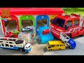 Working Cars are in Ice! Fire Truck Saves the Cars & Stories about Working Cars 【Kuma's Bear Kids】