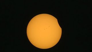 Total solar eclipse takes professionals by surprise