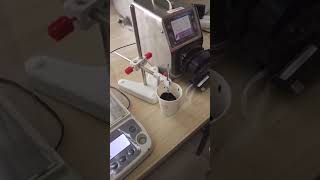 Eyelid liquid filling accuracy test about peristaltic pump BT600FC