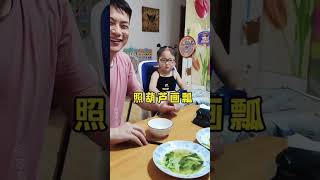 这样顽皮可爱的小棉袄能打多少分？？#你们的孩子也是这样吗😂😂😂😄 #逗比女儿欢乐多