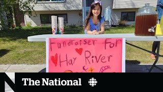 #TheMoment little girl starts lemonade stand for Hay River fire evacuees