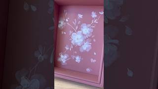 Upcycling an old photo frame #acrylicpainting #diycrafts #upcycling #flower painting