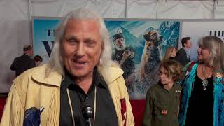 The Call of the Wild Los Angeles World Premiere - Itw Michael Horse (official video)